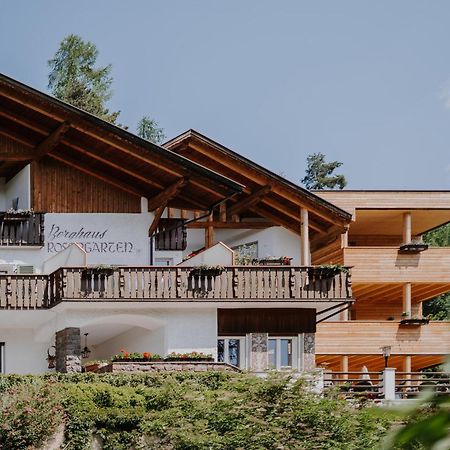 Hotel Berghaus Rosengarten Welschnofen Buitenkant foto