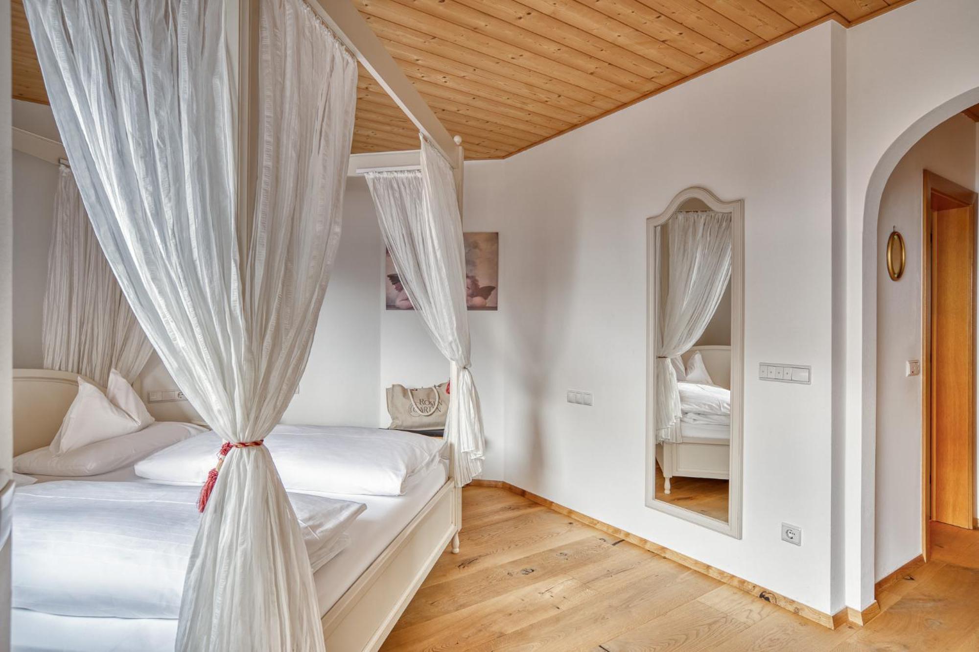 Hotel Berghaus Rosengarten Welschnofen Kamer foto