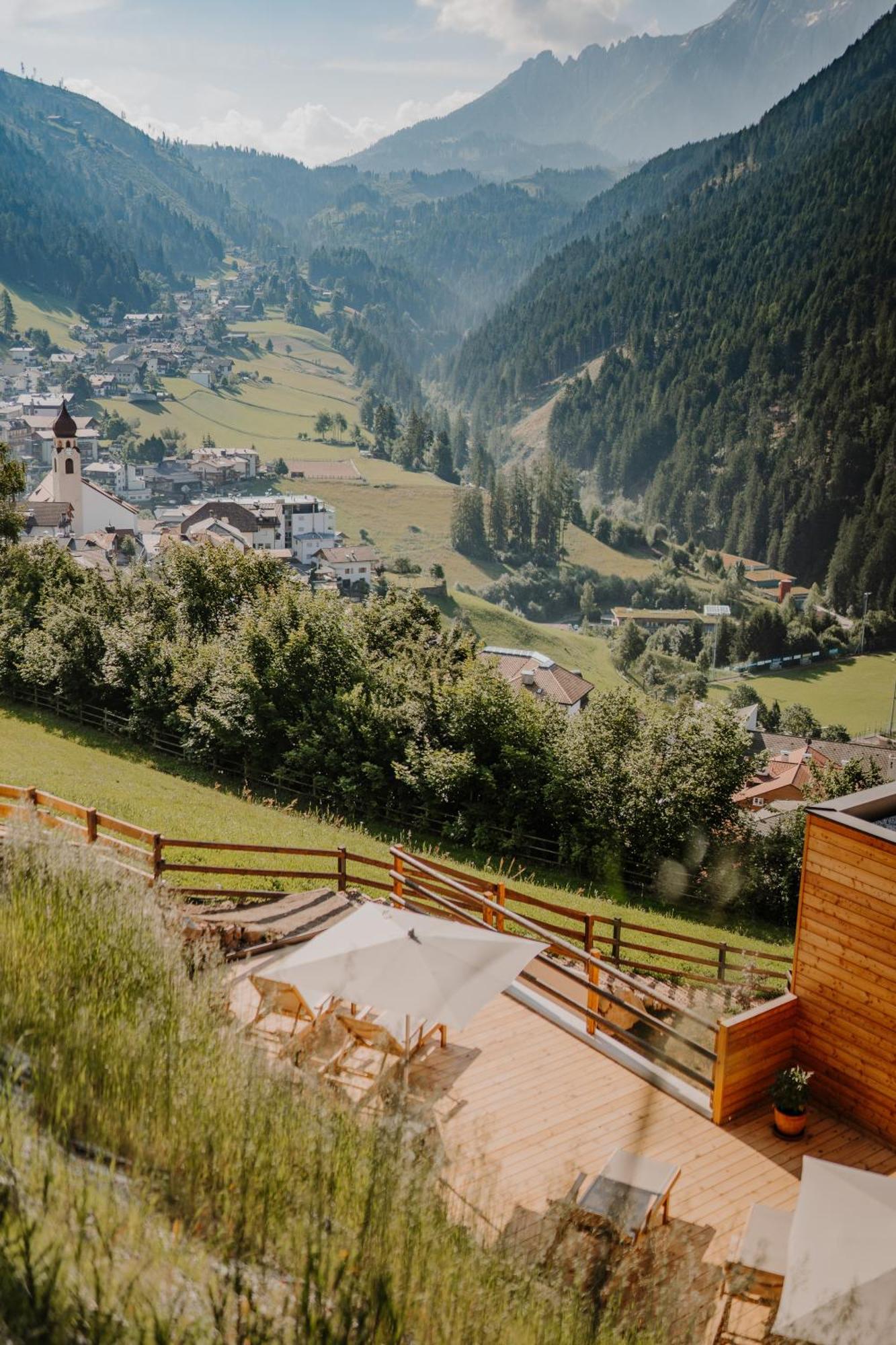 Hotel Berghaus Rosengarten Welschnofen Buitenkant foto