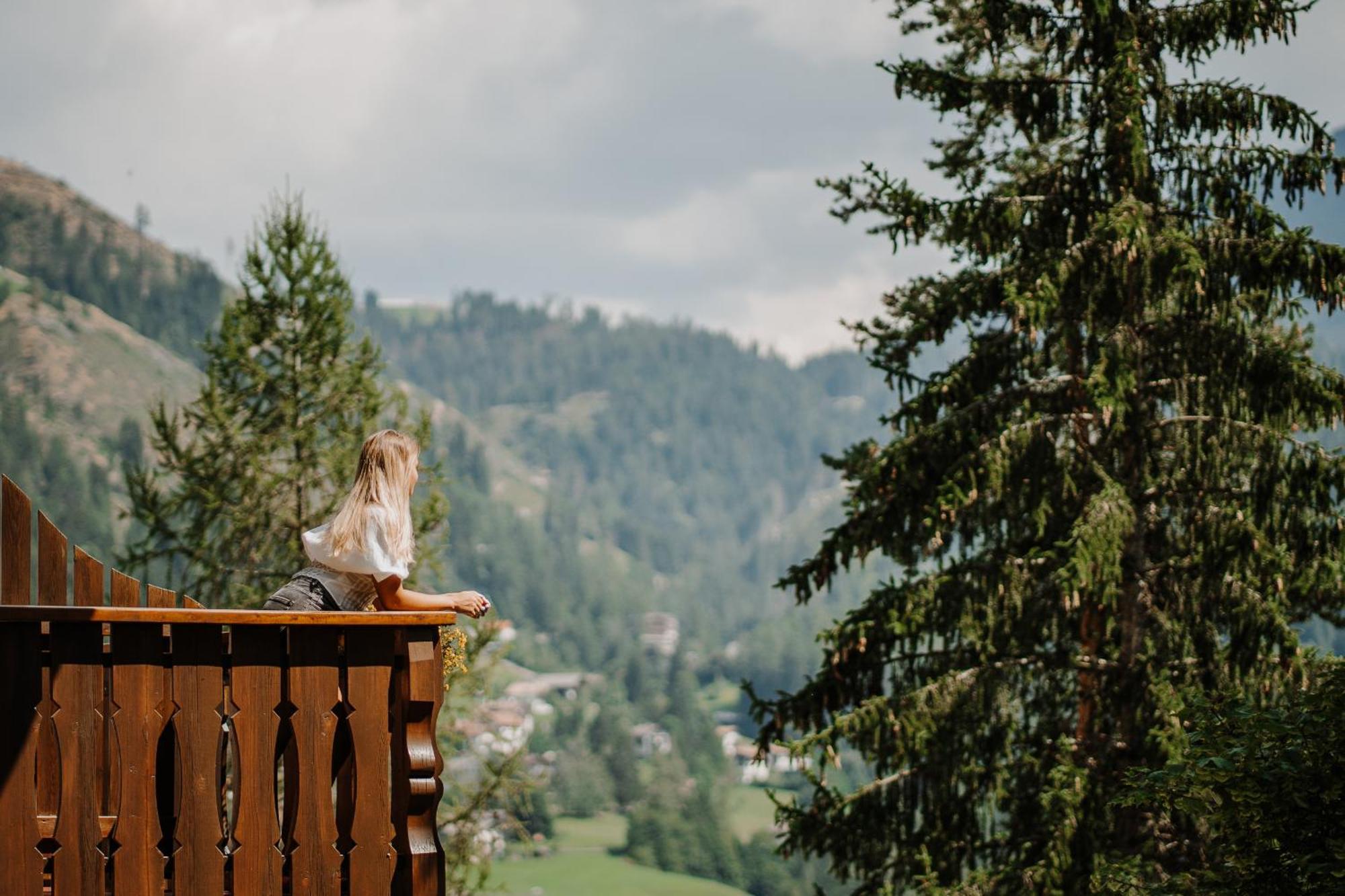 Hotel Berghaus Rosengarten Welschnofen Buitenkant foto