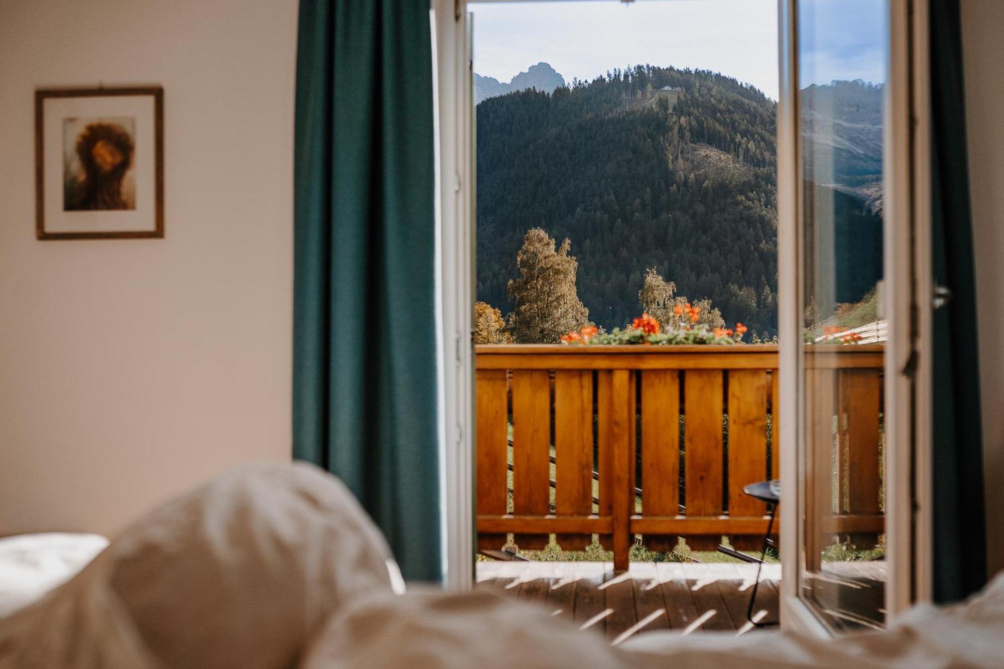 Hotel Berghaus Rosengarten Welschnofen Buitenkant foto