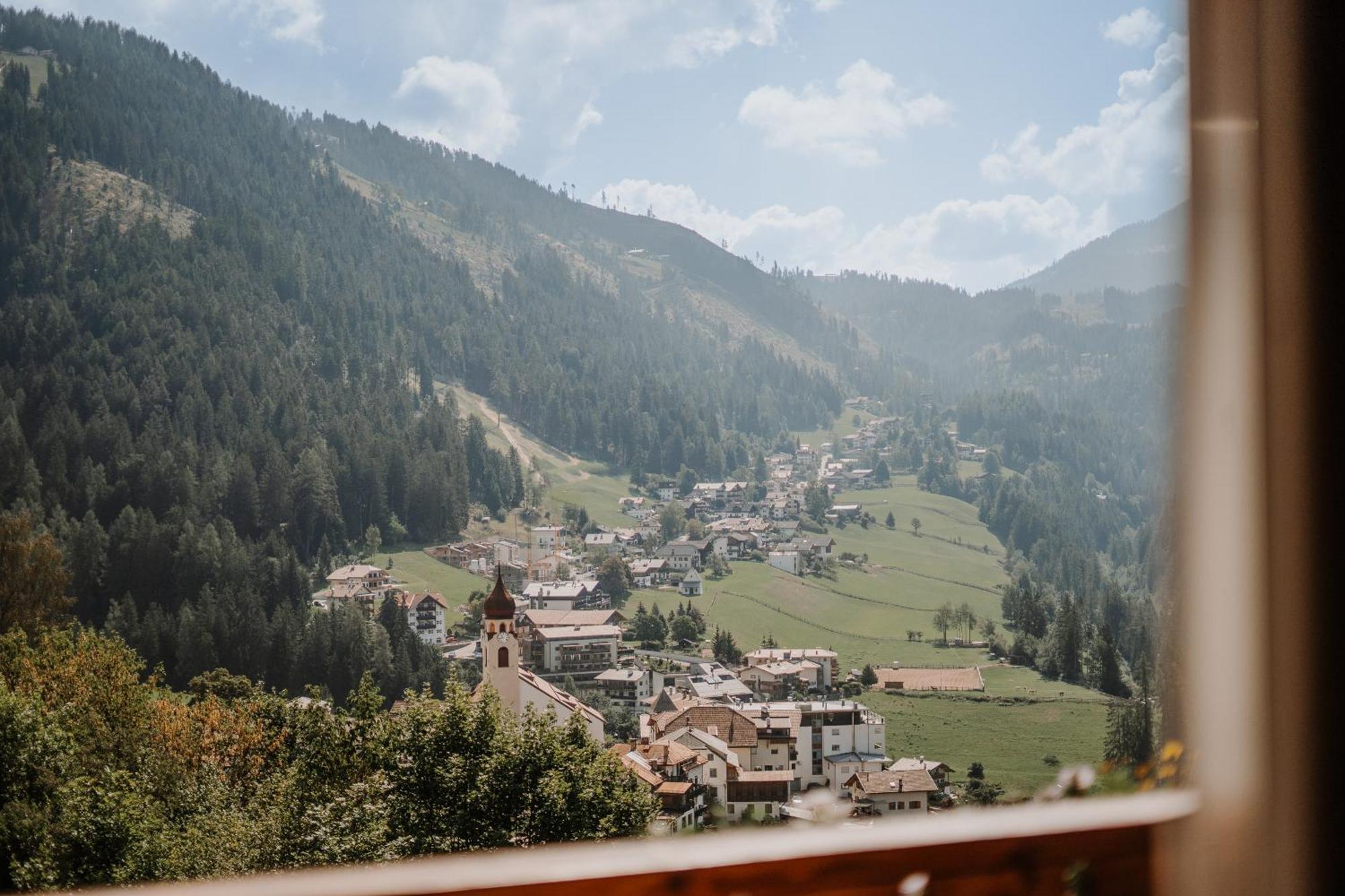 Hotel Berghaus Rosengarten Welschnofen Buitenkant foto