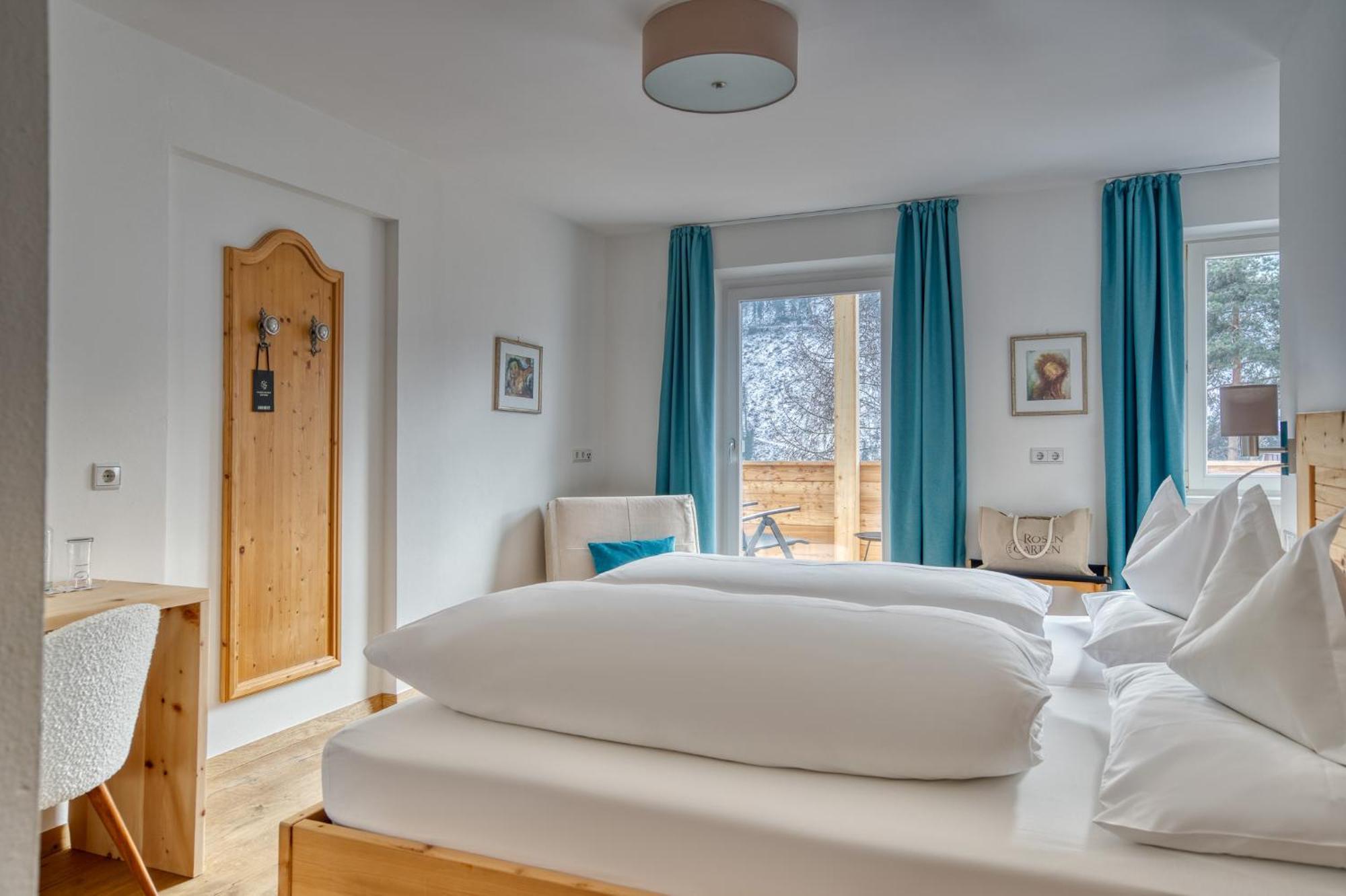 Hotel Berghaus Rosengarten Welschnofen Buitenkant foto